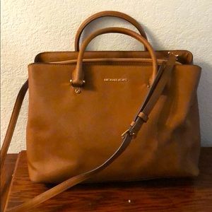Michael Kors Handbag Tote-Like Brand New!